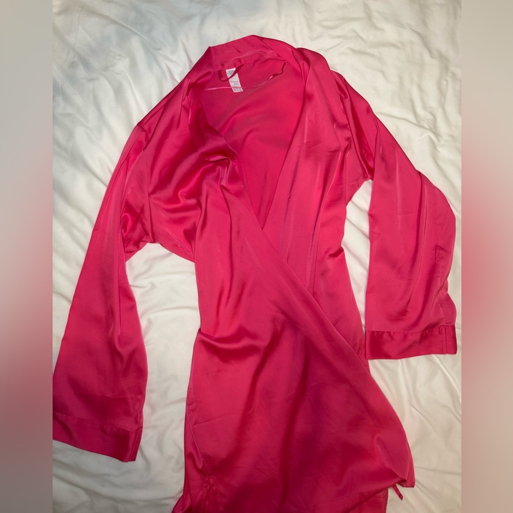 Stars Above Vibrant Pink Women's Robe